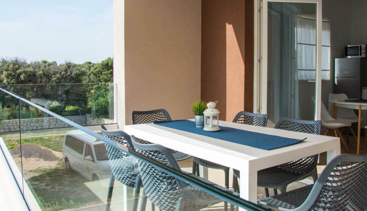 Apartments Melody Mandre Dış mekan fotoğraf