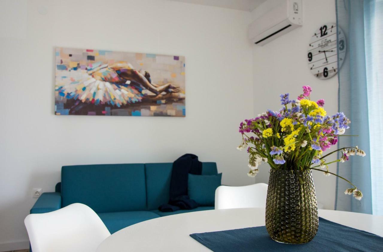 Apartments Melody Mandre Dış mekan fotoğraf
