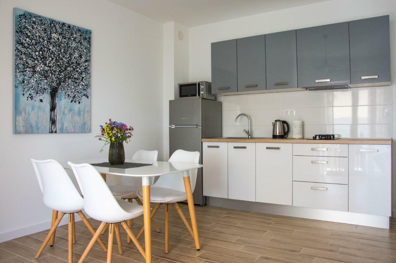 Apartments Melody Mandre Dış mekan fotoğraf