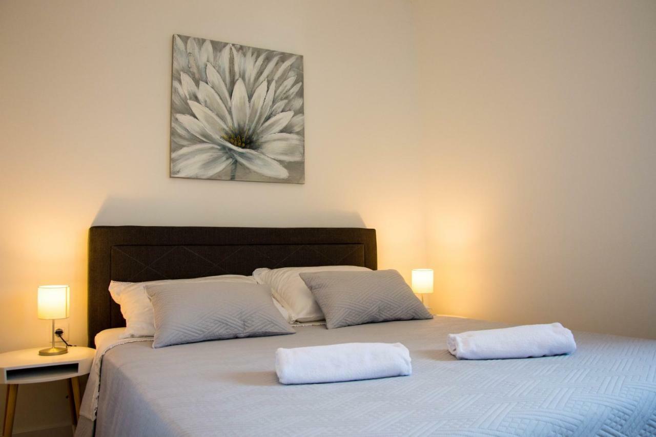 Apartments Melody Mandre Dış mekan fotoğraf
